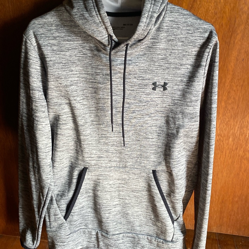 Men’s Small Under Armour Pullover Hoodie Gray/white/black
